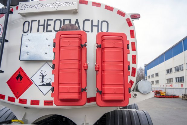 Огнетушители в пеналах