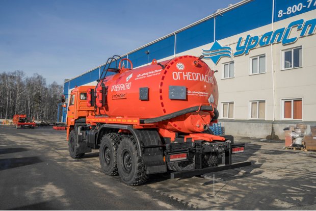 Автоцистерна вакуумная нефтепромысловая АКН-10Т КО УСТ 5453 Камаз 43118, термос, доработка ДОПОГ