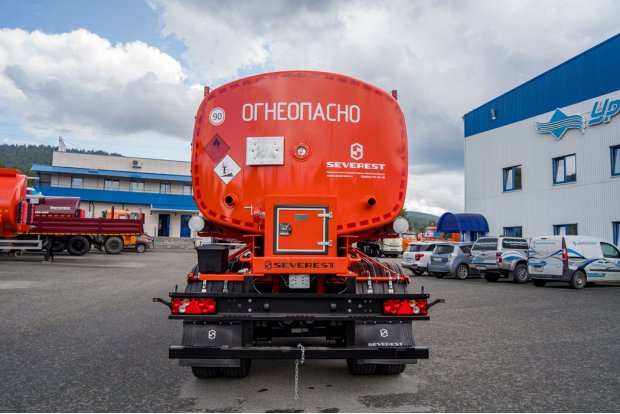 Полуприцеп-цистерна нефтевоз ППЦН 38ПТ-24Д ПТ