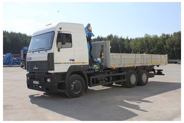 Бортовой МАЗ с манипулятором