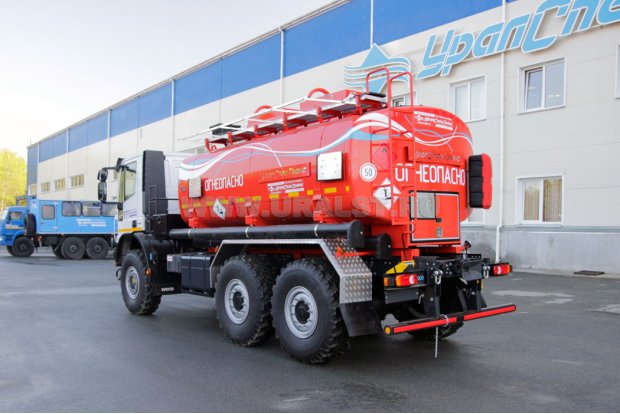 Автотопливозаправщик АТЗ-12-2