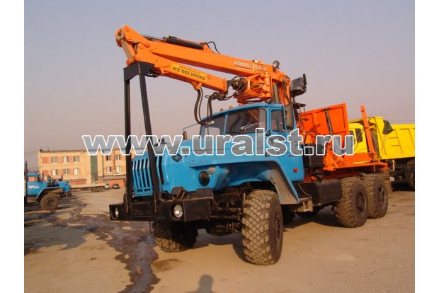 лесовозный тягач