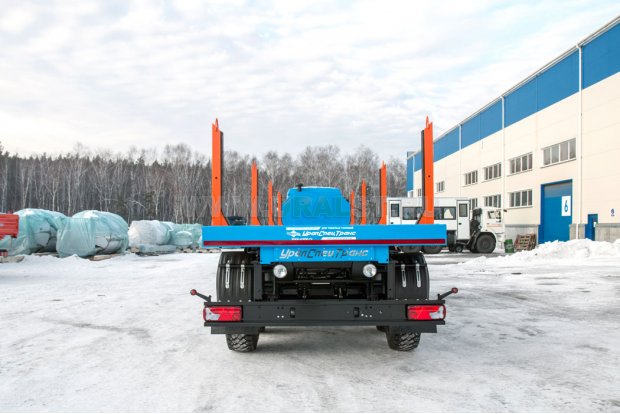 Полуприцеп-платформа специальный 27-21-14К УСТ