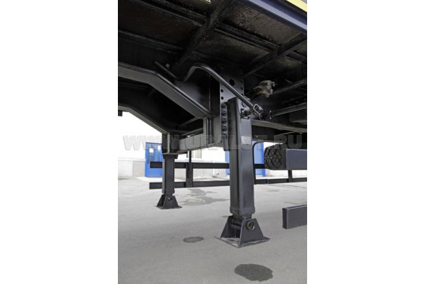 Опорное устройство полуприцепа