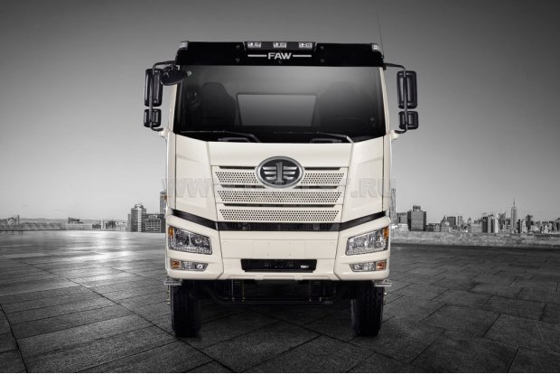 Автомобиль бортовой с КМУ ИТ-200 (тросовый, люлька, бур) FAW 3250 (6х4)