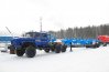 Седельный тягач Урал со сдвоенной кабиной и полуприцеп опоровоз