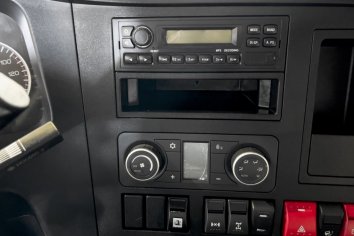 Панель управления климатической установкой. 