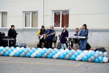 25 лет вместе с Вами