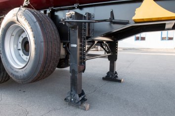 Опорное устройство