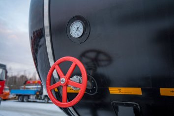 Термометр в зоне штурвала донного клапана