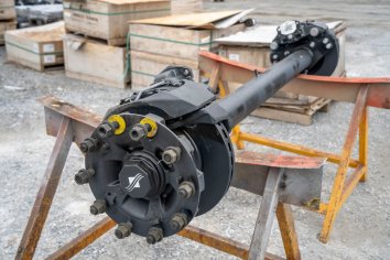 Ось FUWA с тормозами дискового типа