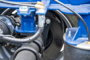 Дисковые тормоза