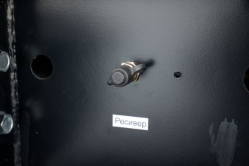 Штуцер подкачки 