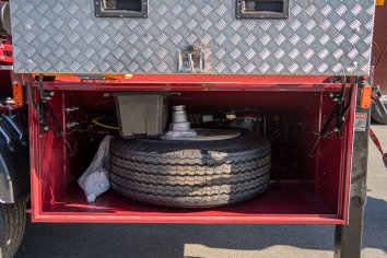 Размещение запасного колеса