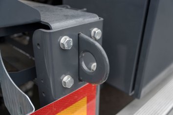 Буксировочная петля