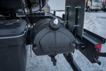 Умывальник с дозатором под жидкое мыло