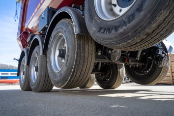 Подъемная ось