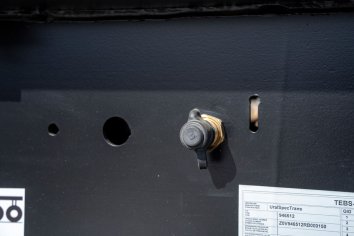 Штуцер для подкачки колес