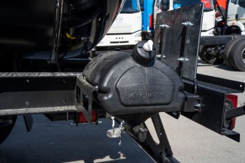 Умывальник с дозатором под жидкое мыло