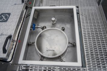 Заливая горловина