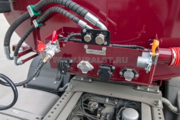 Пневмо и электро разъемы, гидровыводы