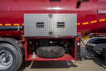 Размещение запасного колеса