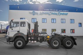 Седельный тягач BEIBEN 2538 (6х6) УСТ 5453, шины 14.00R20 ДОПОГ