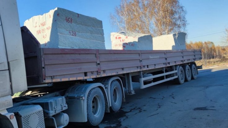 Преревозка групногабаритного камня (гранит) для использования в строительстве