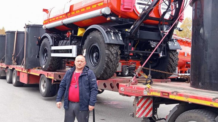 Купил прицеп цистерну ПЦ 10-21 УСТ 9465 425/85 R21