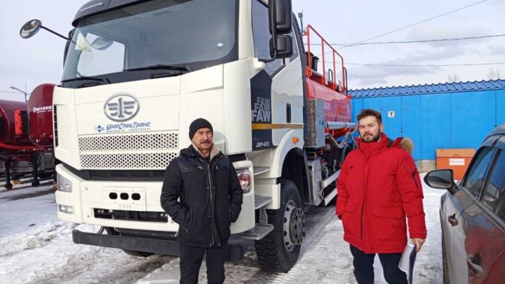 Купил автотопливозаправщик АТЗ 11-2Б УСТ 5453 FAW 3250