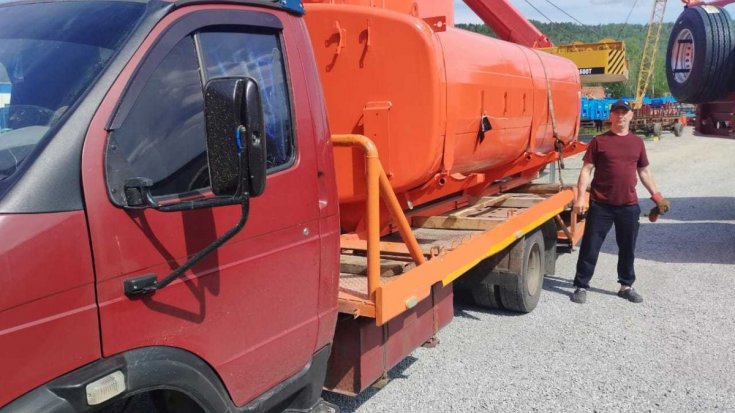 Купил цистерну с надрамником АЦ-10Б УСТ Камаз 43118 Урал