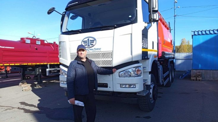 Купил автотопливозаправщик АТЗ 17-2Б УВТ-40 УСТ 5453 FAW 3250 (6х6) КБ 3675 ДОПОГ