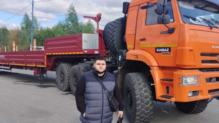 Купил полуприцеп тяжеловоз ППТ 45-32-12 УКБФ УСТ 9465 приставные трапы ССУ 1500