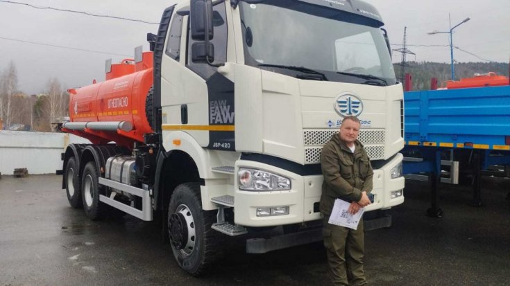 Купил автотопливозаправщик АТЗ 11-2Б FAW 3250 (6х6) КБ 3675 ДОПОГ