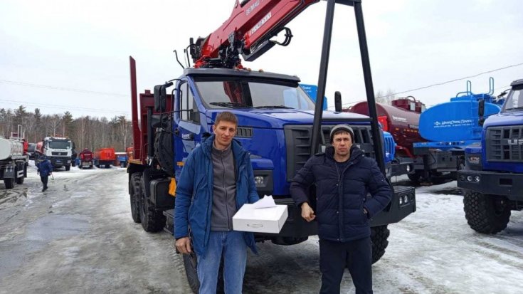 Купил лесовоз с манипулятором ВМ10-74 Урал NEXT 5557-72