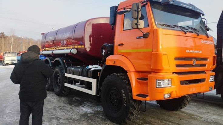 Купил автоцистерну АЦПТ-10НО Камаз 43118 насос, обогрев