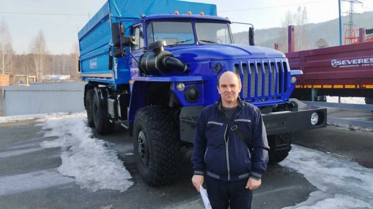 Купил самосвал зерновоз АС 10-18 боковая Урал 4320-60 