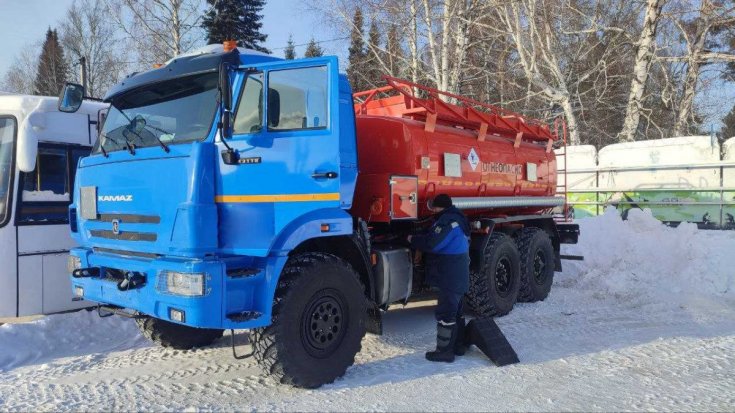 Купил автотопливозаправщик АТЗ-11-2Б Камаз 43118 ДОПОГ, УВЭОС