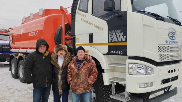 Купил автотопливозаправщик АТЗ 17-3 УСТ 5453 FAW 3250 (6х4) УВТ-40 КБ 4800 ДОПОГ