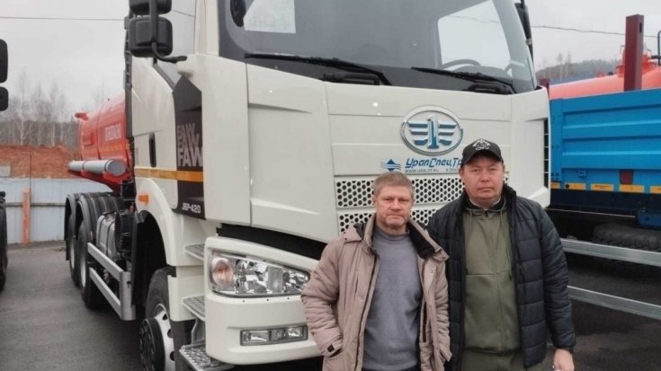 Купил автотопливозаправщик АТЗ 11-2Б FAW 3250 (6х6) КБ 3675 ДОПОГ