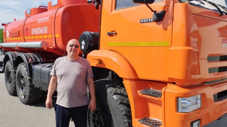 Купил автотопливозаправщик АТЗ-12-2Б УСТ 5453 Камаз 43118 ДОПОГ 