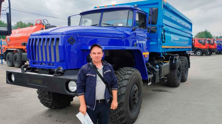 Купил самосвал зерновоз АС 10-18 боковая УСТ 5453 Урал 4320-60 