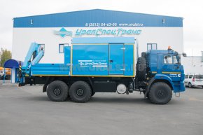 ПАРМ Камаз 43118 с грузовой платформой с КМУ ИМ-95 УСТ-5453