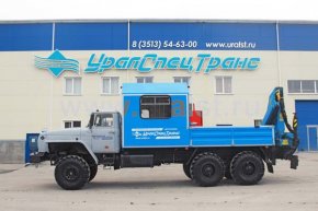 Автофургон Урал с КМУ