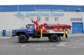 Бурильно-крановая машина